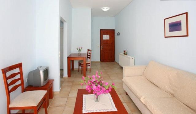 Villa Armonia Agioi Apostoli  Bilik gambar